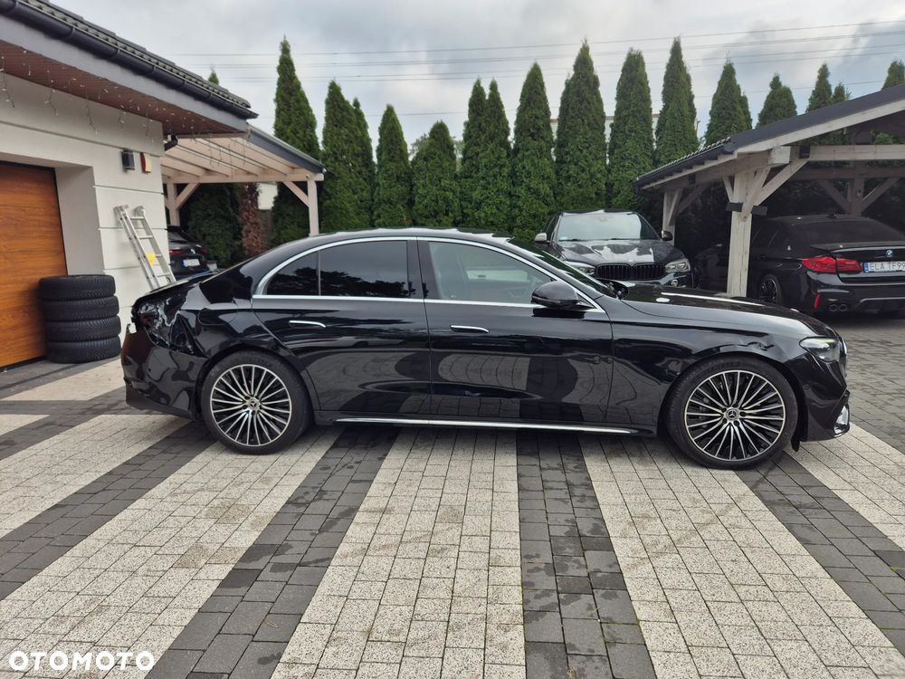 Mercedes-Benz Klasa E 220 d 4-Matic AMG/Avantgarde - 19