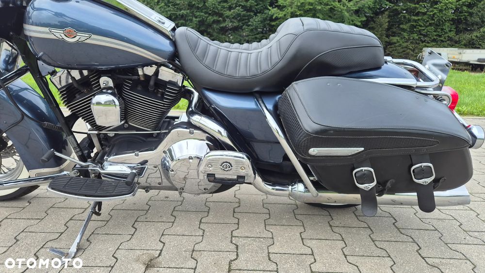 Harley-Davidson Touring Road King - 11