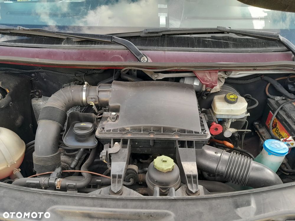 Volkswagen Crafter - 12