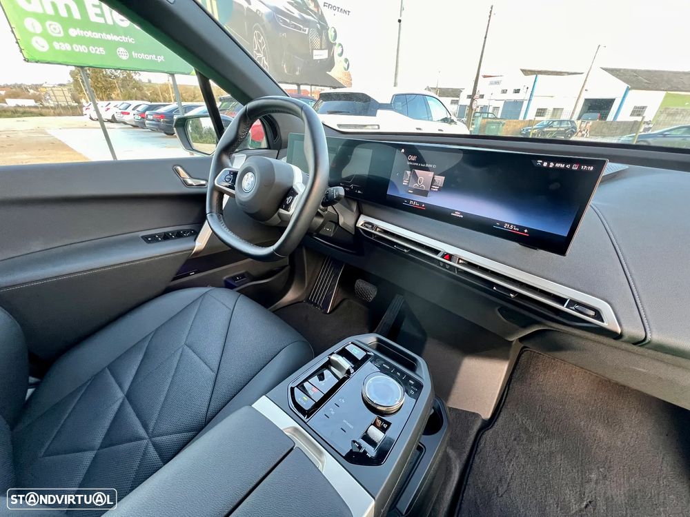 BMW iX xDrive 40 - 10