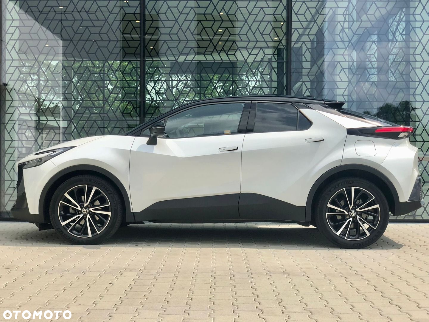 Toyota C-HR - 3