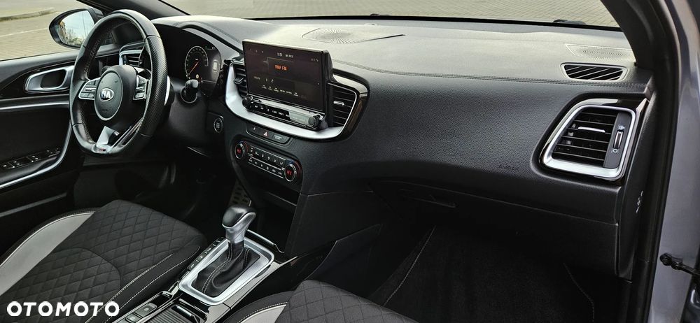 Kia Ceed 1.6 CRDi DCT GT Line - 9