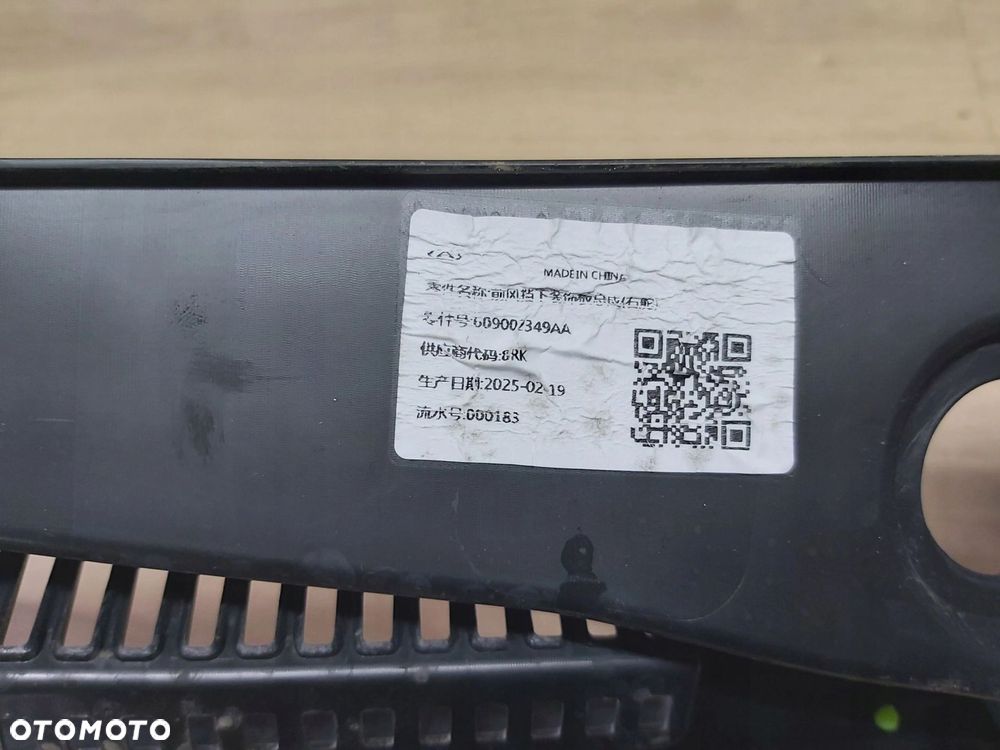 OMODA 5 E5 C5 podszybie plastikowe Anglik RHD 609002349AA - 5