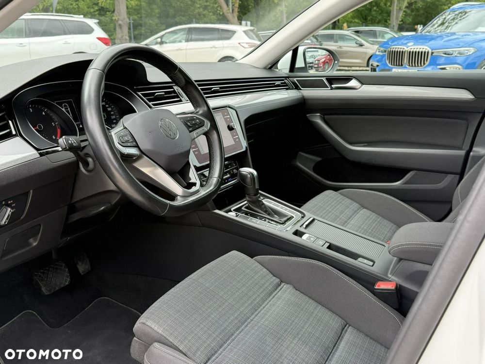 Volkswagen Passat 2.0 TDI EVO Business DSG - 10