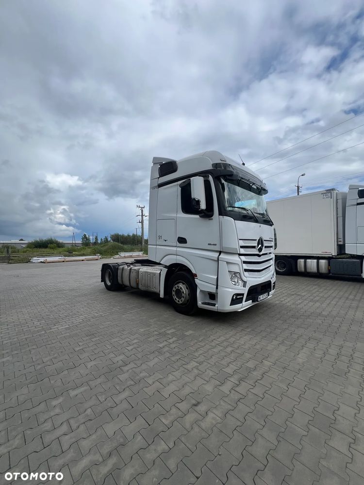 Mercedes-Benz Actros - 7