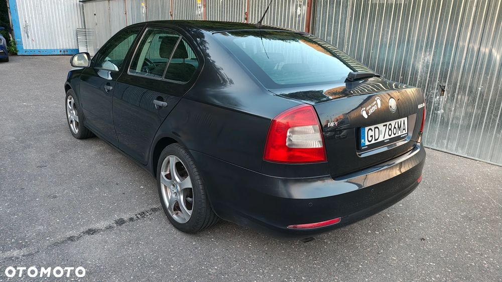 Skoda Octavia 1.6 Classic - 3