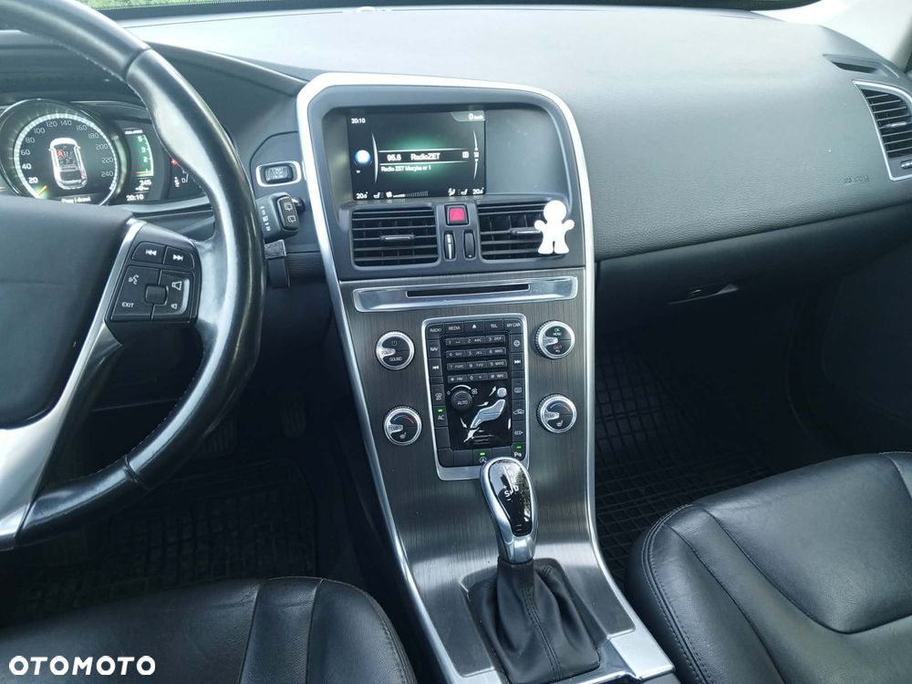 Volvo XC 60 - 12