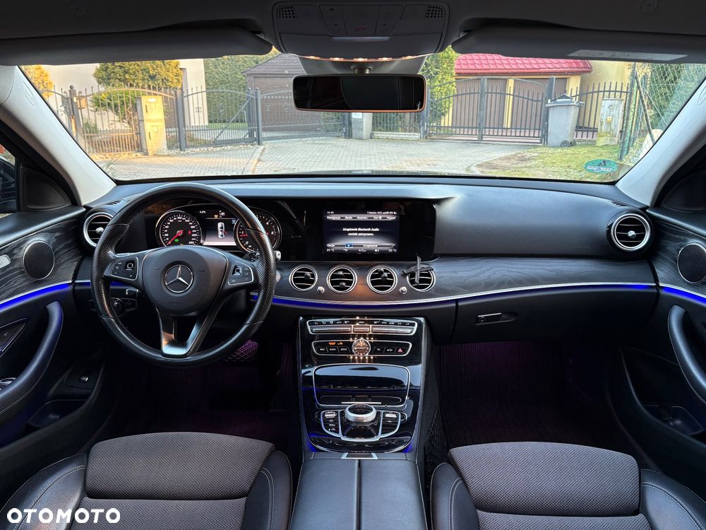 Mercedes-Benz Klasa E 220 d 9G-TRONIC - 9