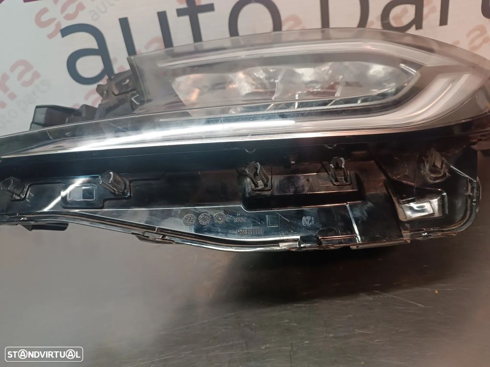 ÓTICA / FAROL TOYOTA AYGO X 2022-2025 - ESQUERDO 02A29318 (APOIOS PARTIDOS) - 3