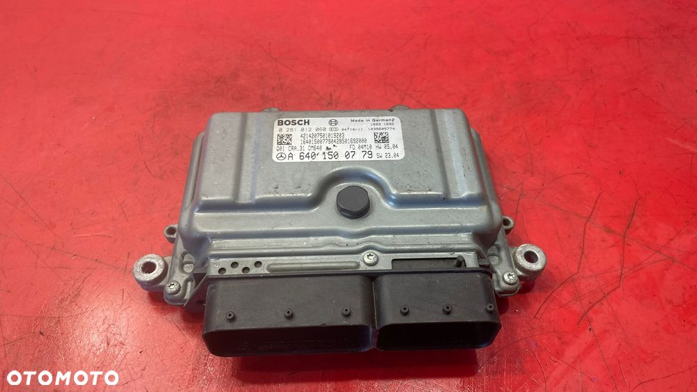 KOMPUTER SILNIKA MERCEDES A6401500779 - 1
