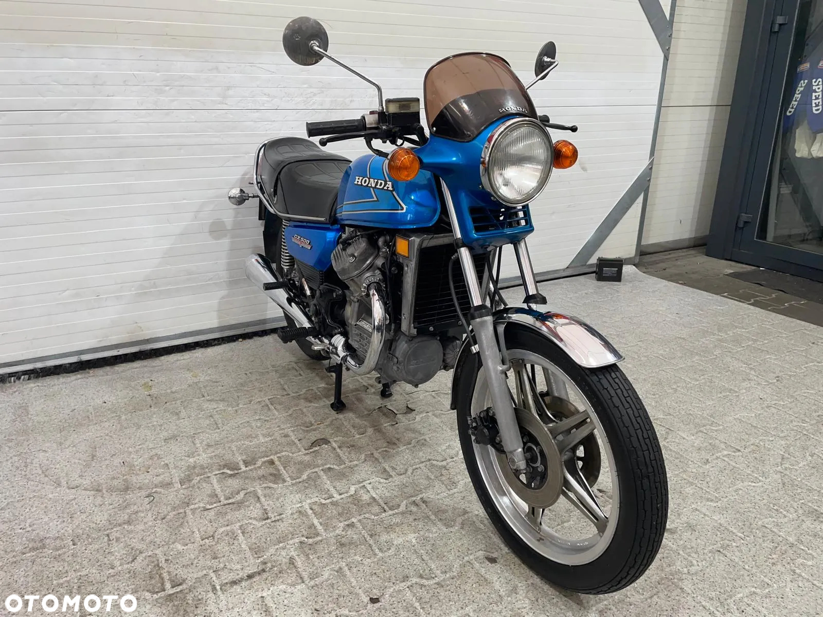 Honda CX - 11