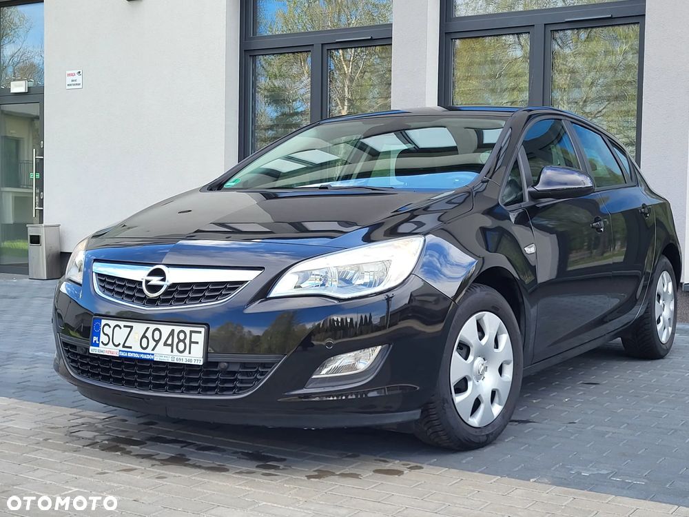 Opel Astra - 1