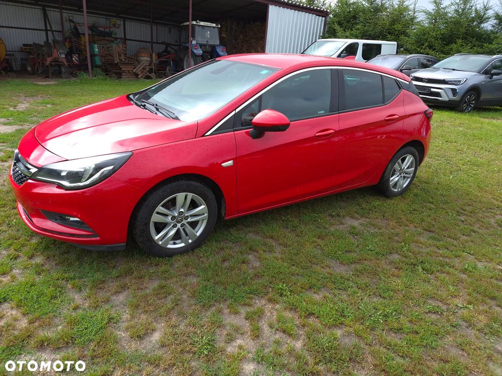 Opel Astra 1.4 T Dynamic S&S - 17