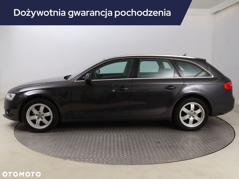 Audi A4 Avant - 4