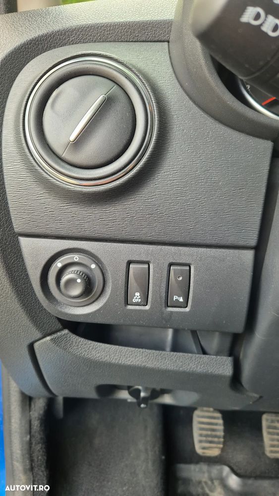 Dacia Lodgy 1.5 dCi 109 CP Stepway - 11