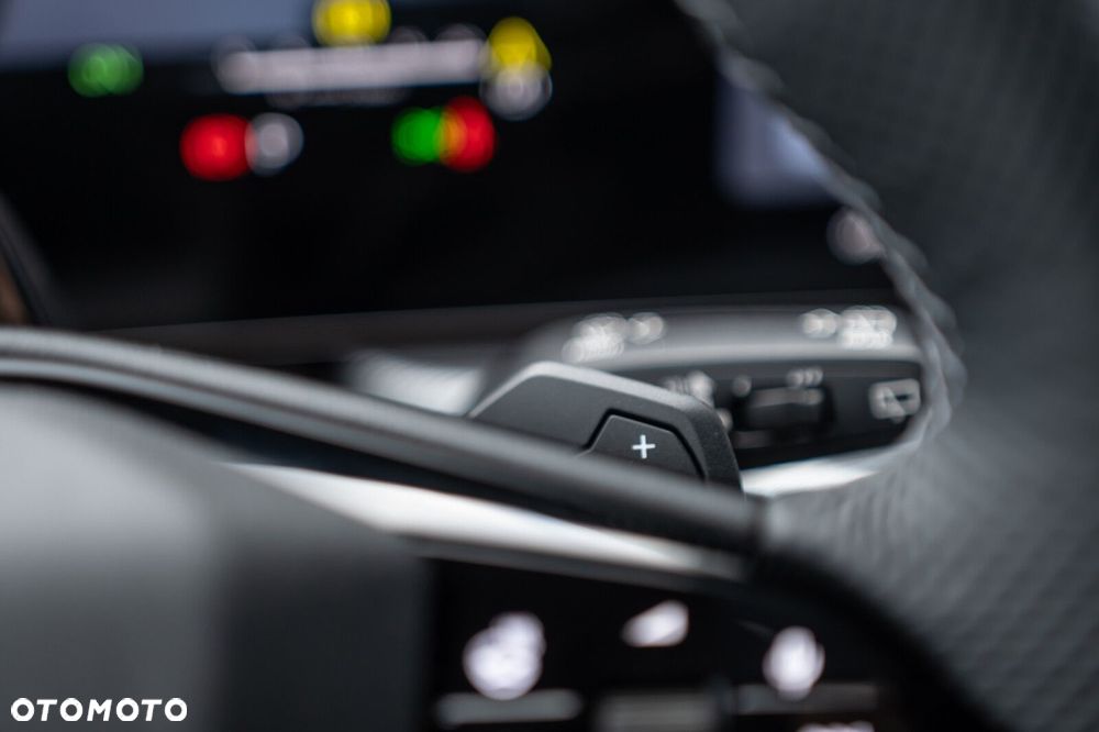 Audi Q5 Sportback - 29