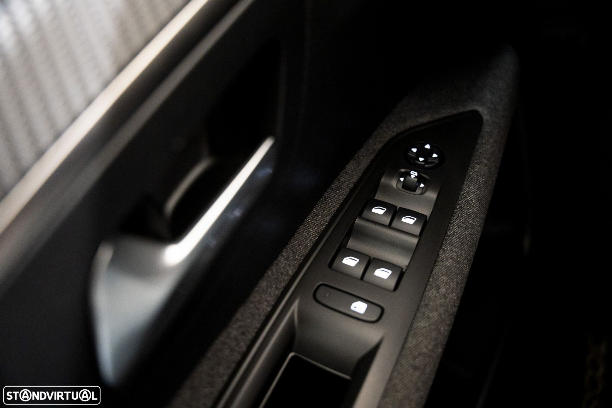 Peugeot 3008 1.2 PureTech Allure EAT8 - 13