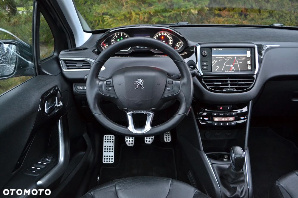 Peugeot 208 BlueHDi 100 GT Pack - 15