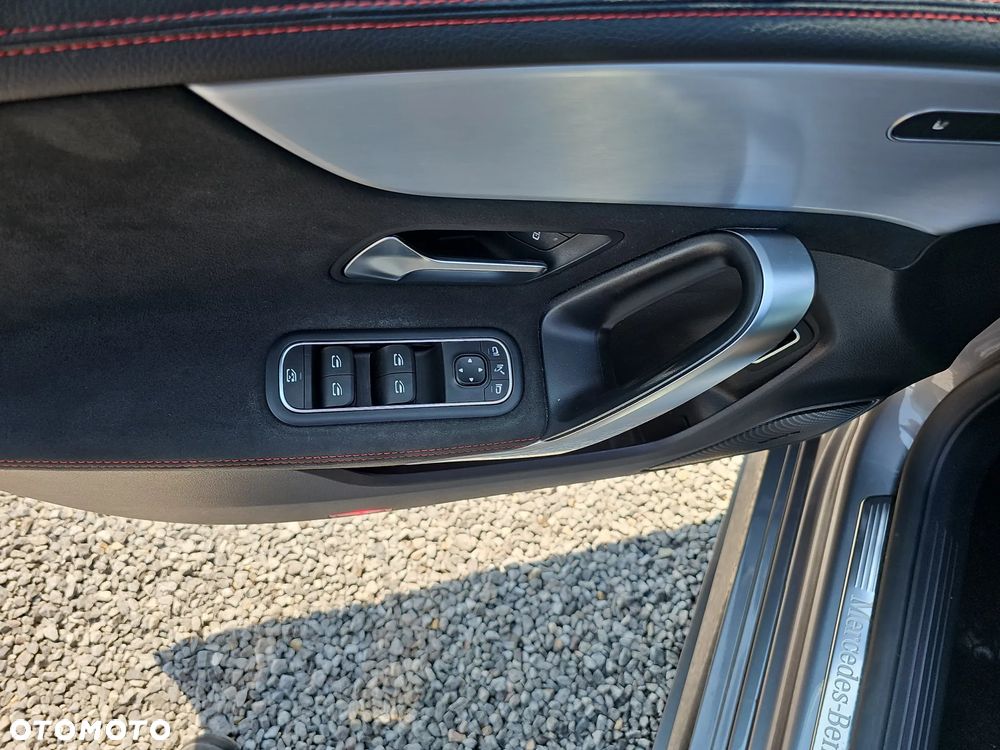 Mercedes-Benz CLA 200 AMG Line 7G-DCT - 14
