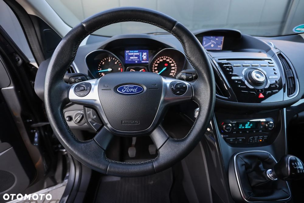 Ford Kuga 2.0 TDCi 4x4 ST-Line - 28