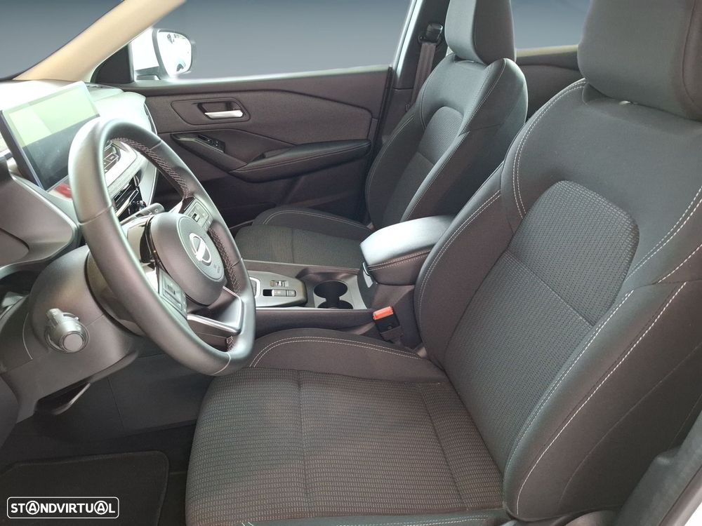 Nissan Qashqai 1.3 DIG-T Engage - 5