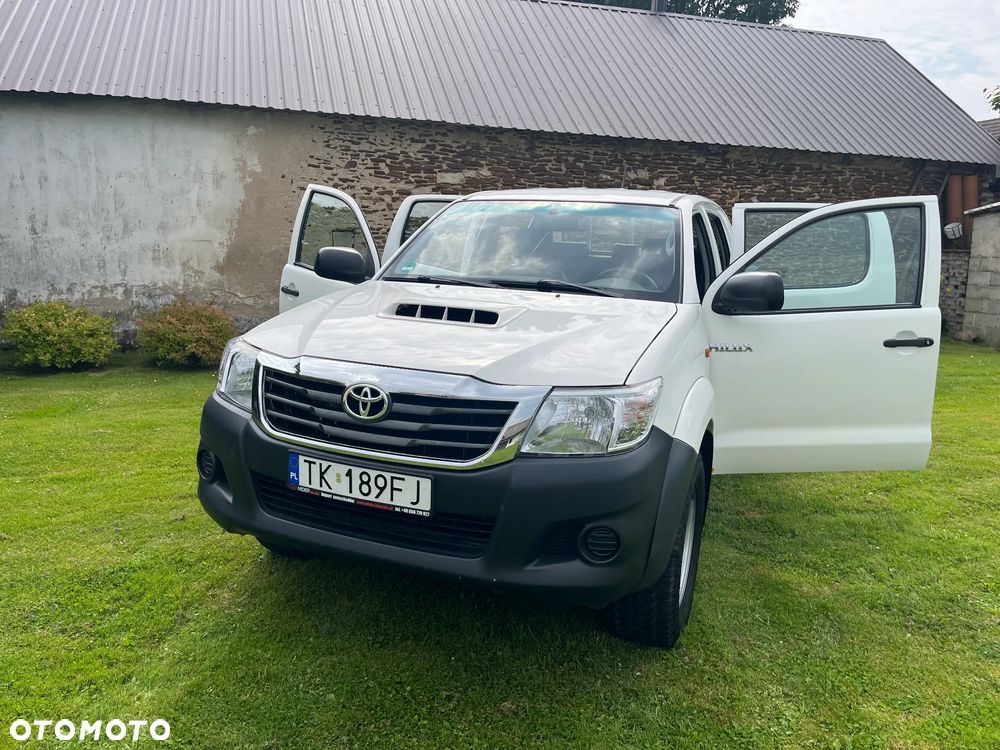 Toyota Hilux - 4