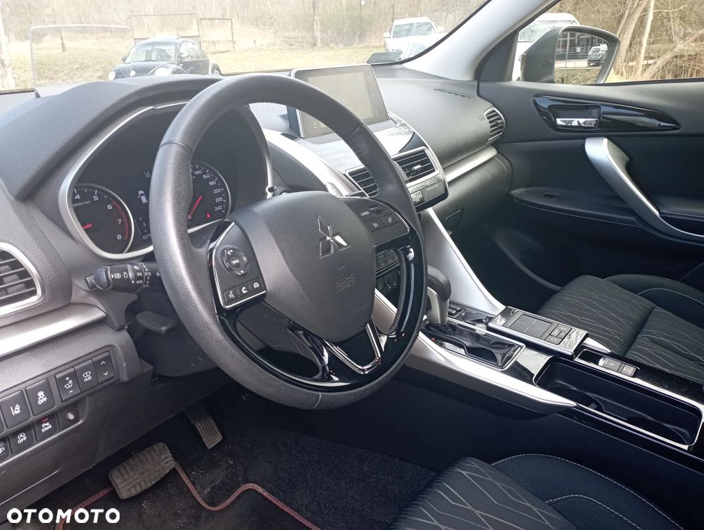 Mitsubishi Eclipse Cross 1.5 T Intense CVT - 3