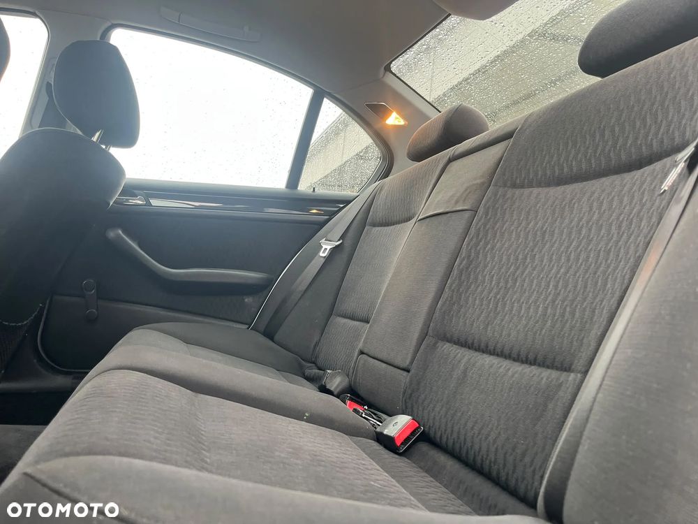 BMW Seria 3 - 11