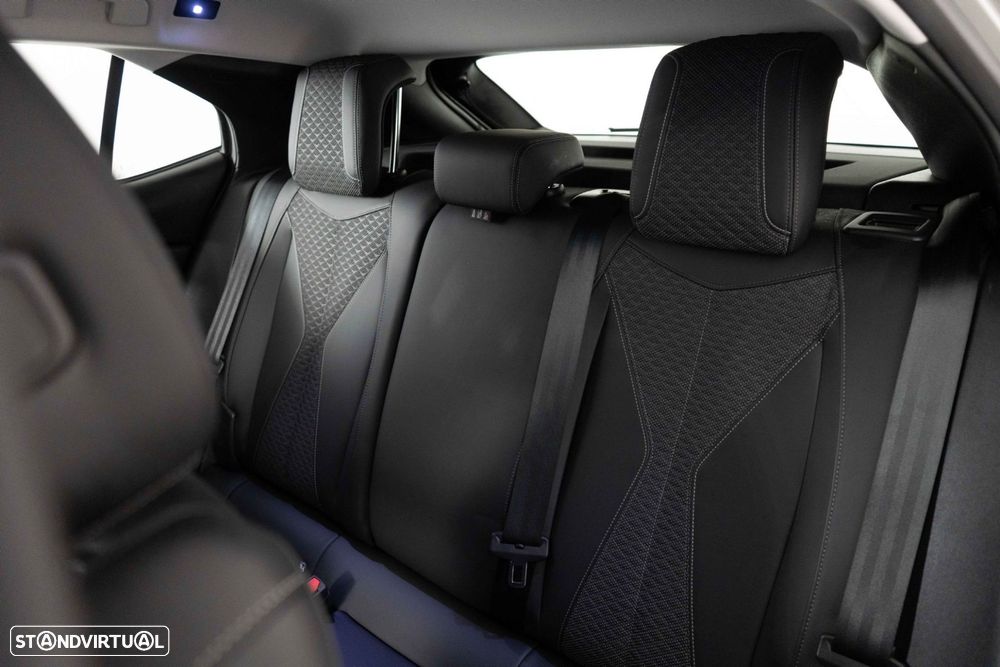 DS DS4 E-Tense Trocadero EAT8 - 9