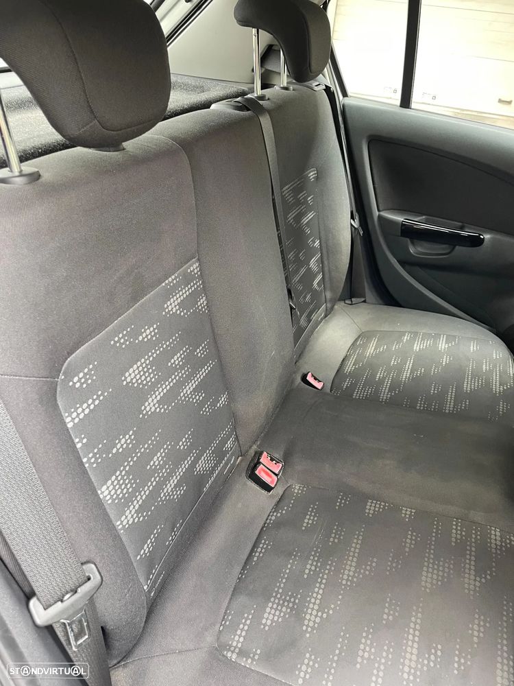 Opel Corsa - 25