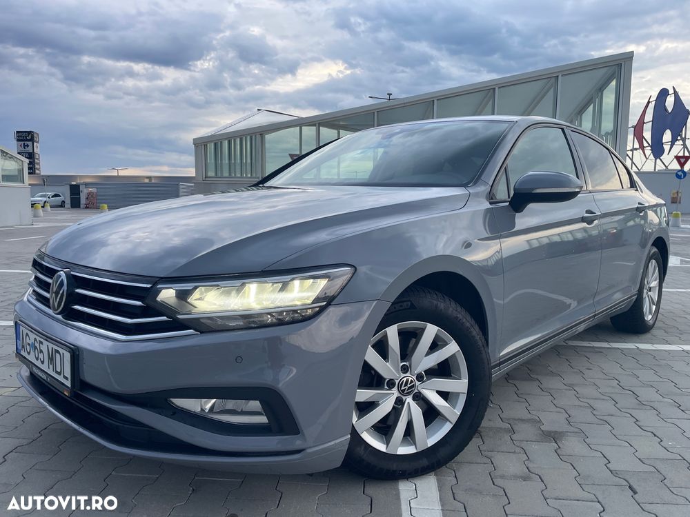 Volkswagen Passat 2.0 TDI DSG Comfortline - 1