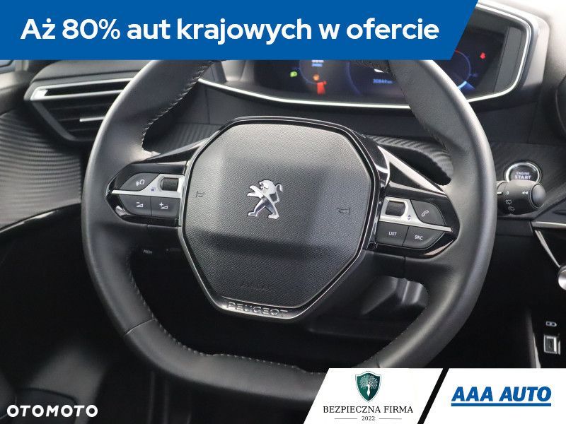 Peugeot 208 - 22