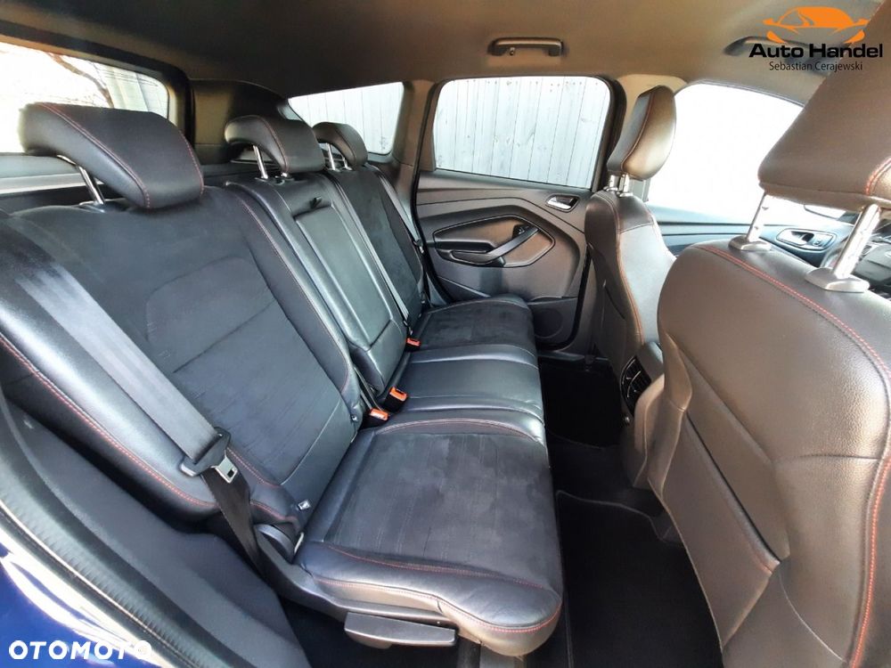 Ford Kuga 1.5 EcoBoost 2x4 ST-Line - 40