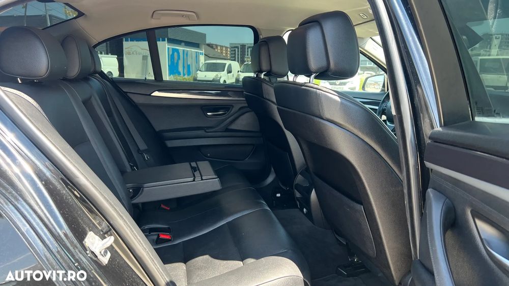BMW Seria 5 530d - 8