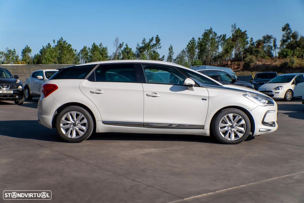 Citroën DS5 2.0 HDi Hy4 So Chic CMP6 102g - 9