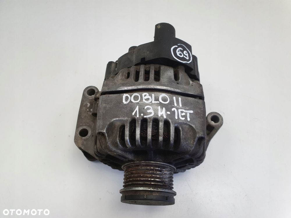 ALTERNATOR Fiat Doblo II 1.3 M-JET _ 51944878 120A valeo Alternator - 7