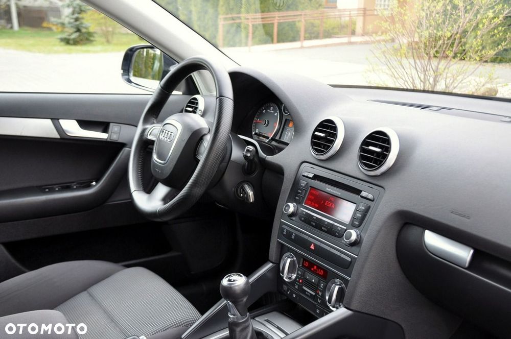 Audi A3 Sportback - 18