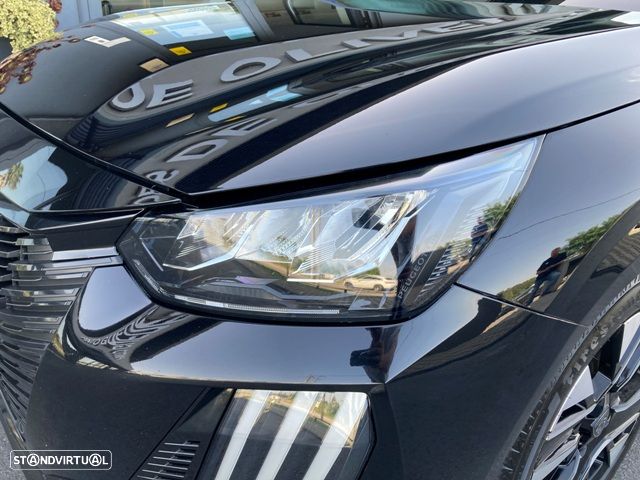 Peugeot 208 1.2 PureTech Allure - 12