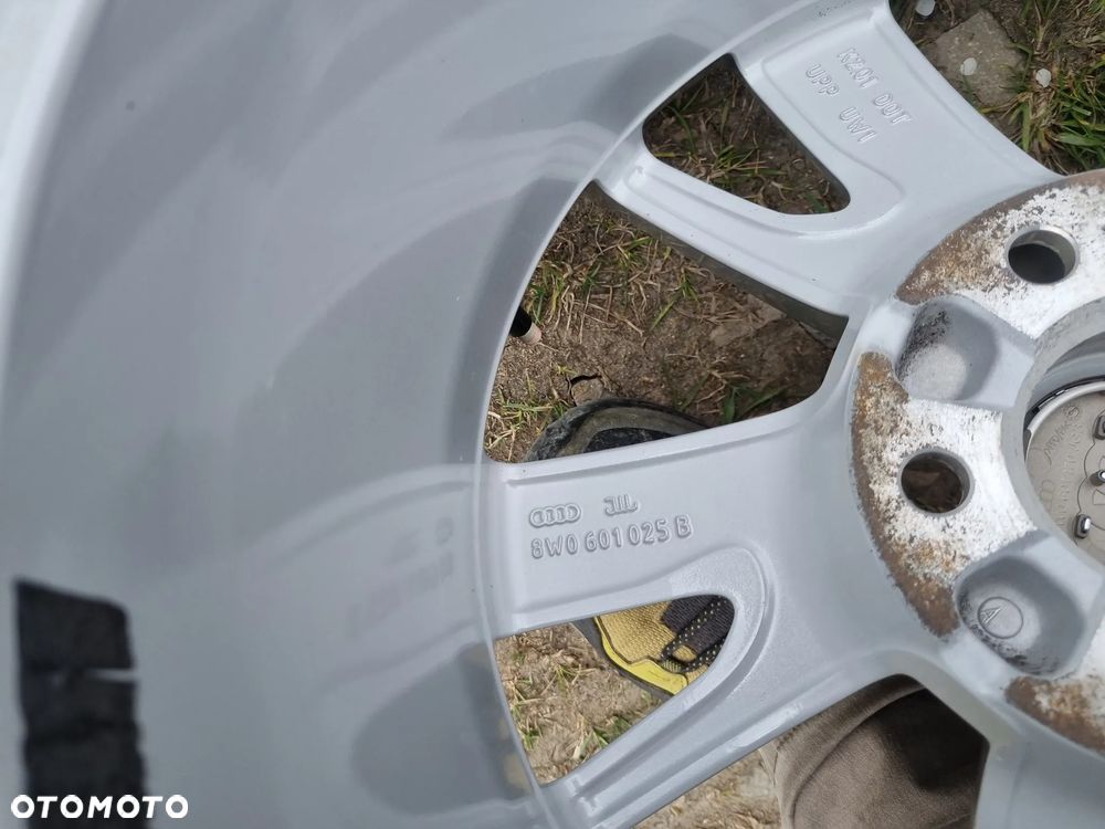 AUDI A4 B8,B9,8W0601025B ,A6 alufelgi 7X16 ET35 5X112 3szt,super stan - 7