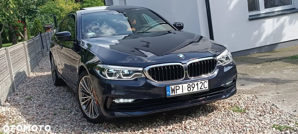 BMW Seria 5 530e iPerformance Luxury Line - 1