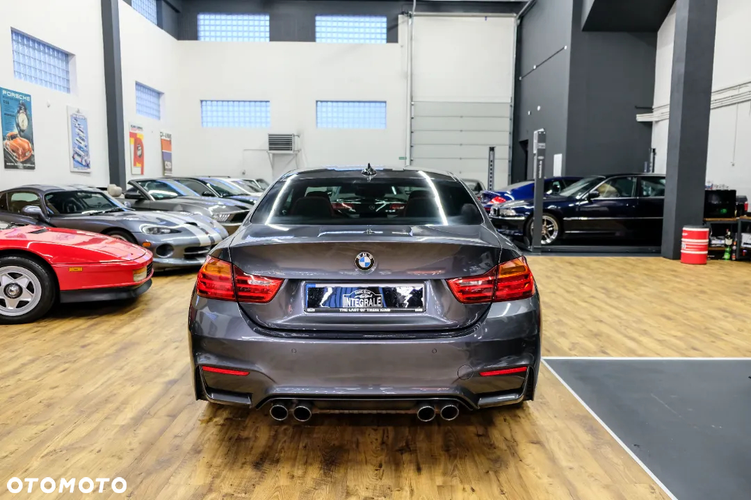 BMW M4 DKG - 5