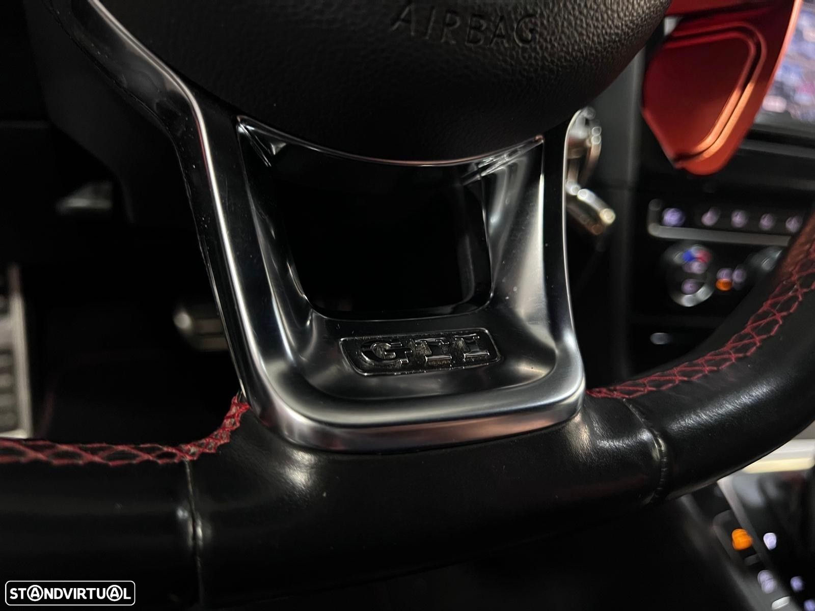 VW Golf 2.0 TSi GTi DSG Performance - 33