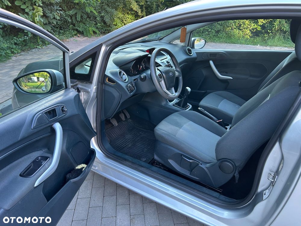 Ford Fiesta 1.25 Gold X EU5 - 8