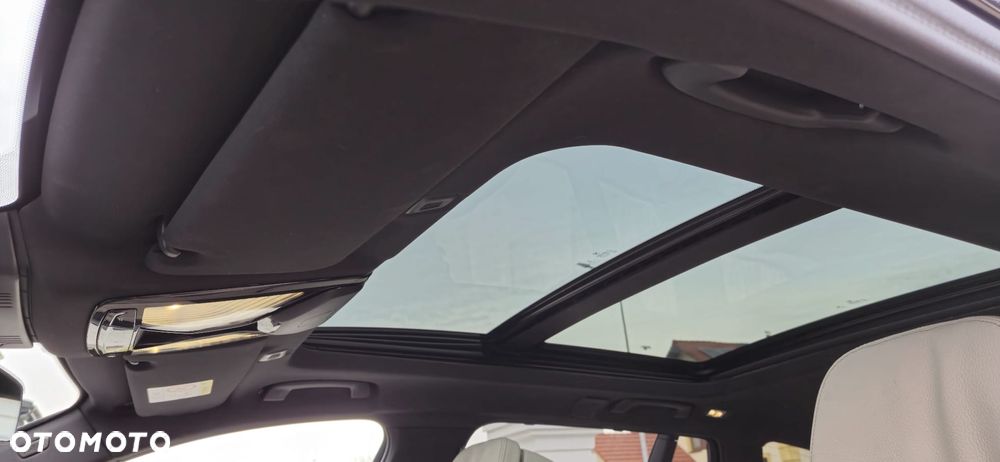 BMW Seria 5 530e xDrive - 16