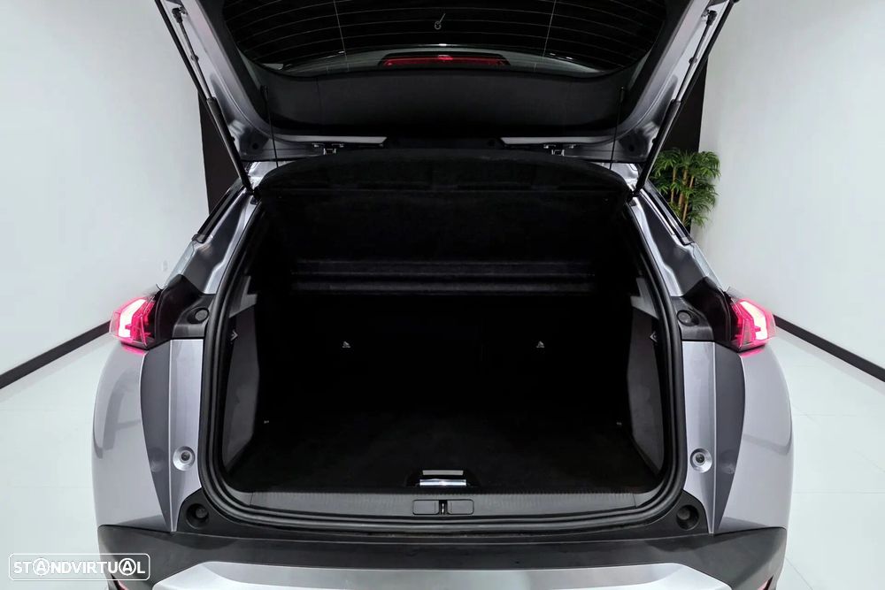 Peugeot e-2008 50 kWh GT Pack - 13