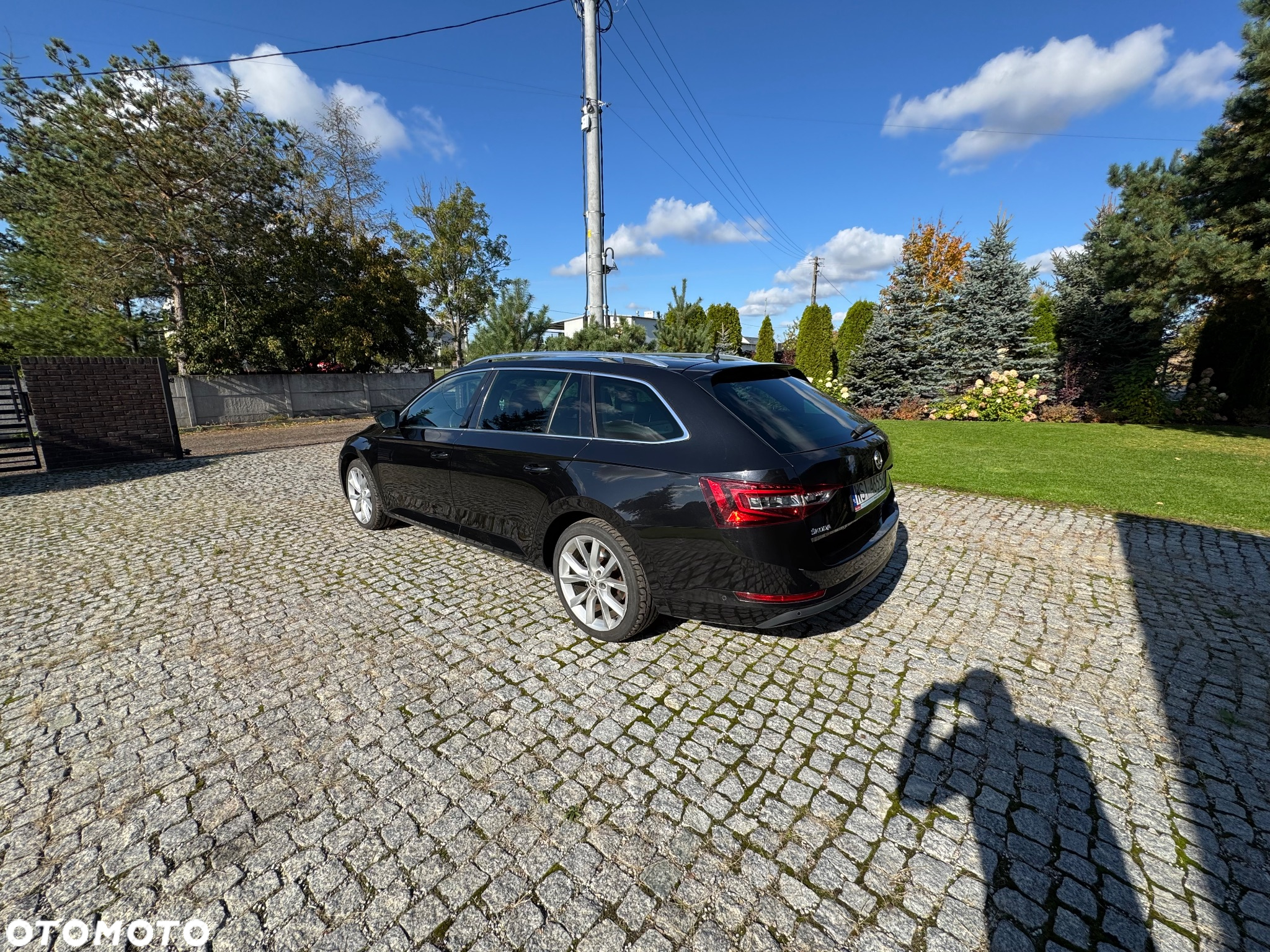 Skoda Superb 2.0 TDI Ambition - 4