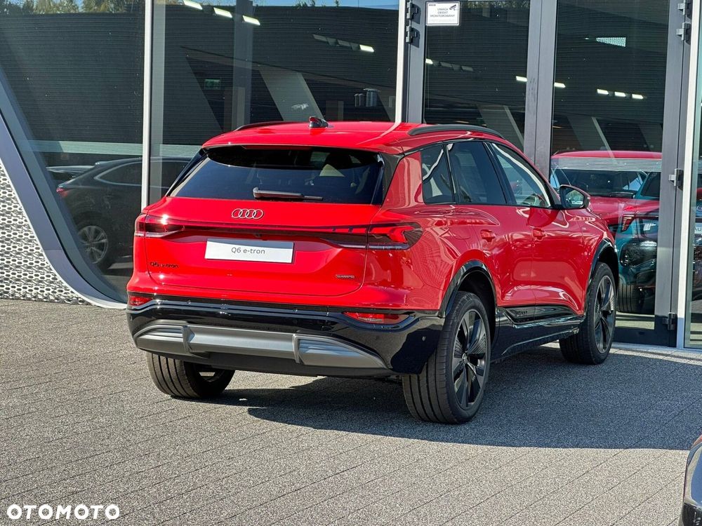 Audi Q6 e-tron - 7