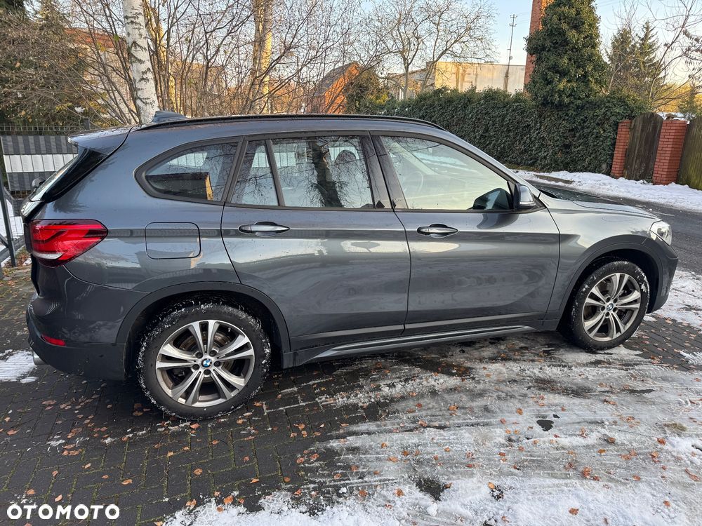 BMW X1 sDrive20d Sport Line - 2