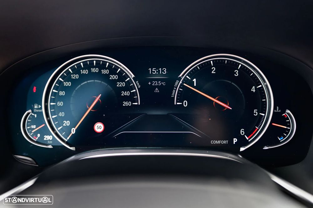 BMW 740 d xDrive Pack M - 18