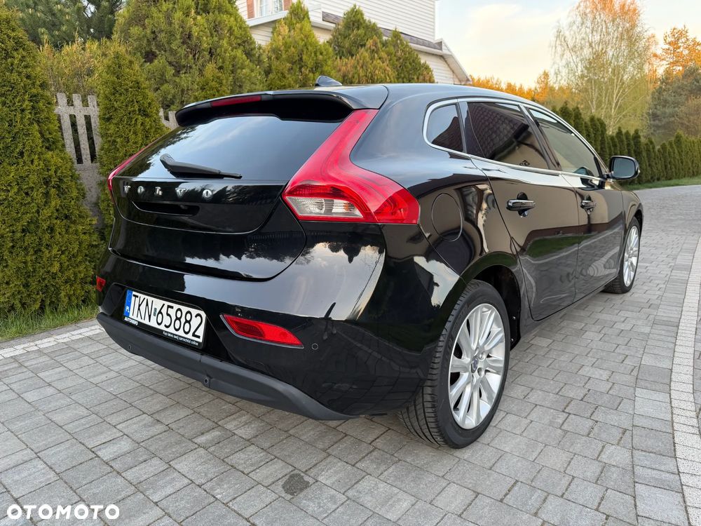 Volvo V40 D2 Momentum - 11